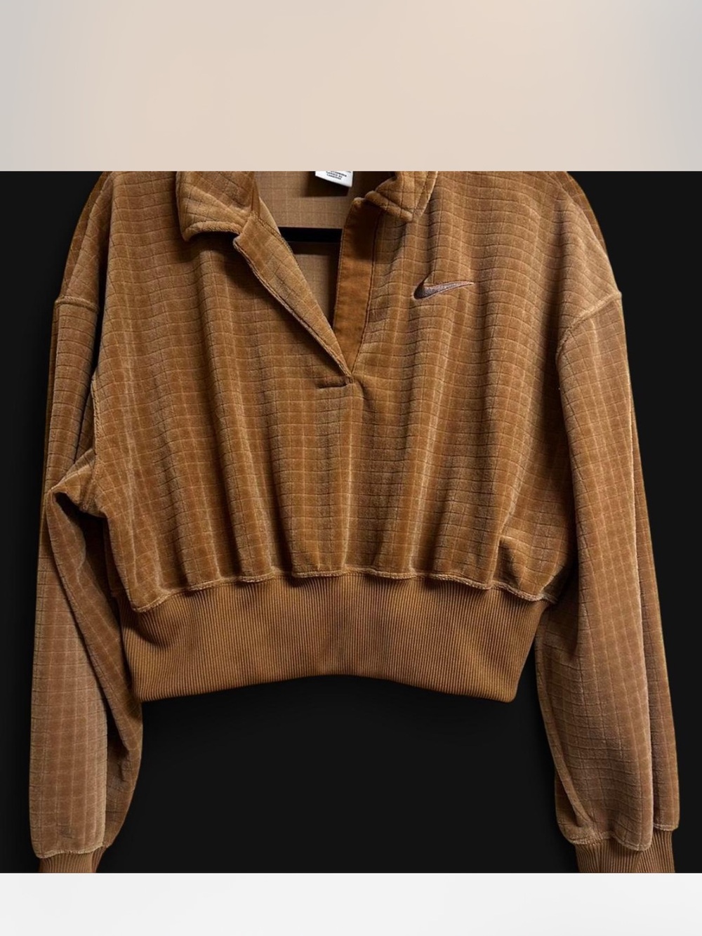 Nike Brown Cropped Pullover Sweatshirt and pants suit